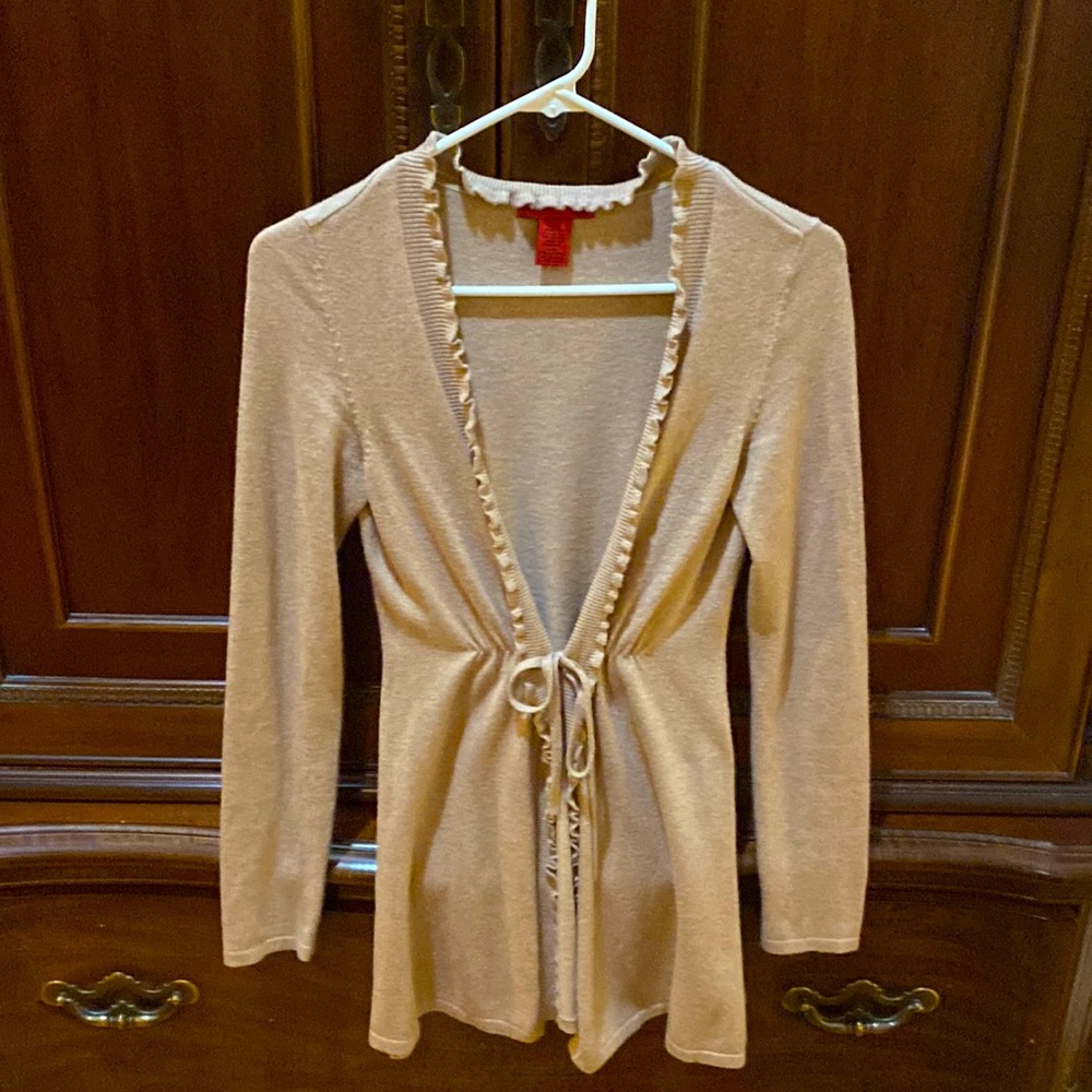 Beige Mid length light weight sweater size small
